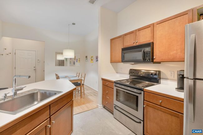 APT-4B - 750 Walker Sq, Condo with 1 bedrooms, 1 bathrooms and null parking in CHARLOTTESVILLE VA | Image 7