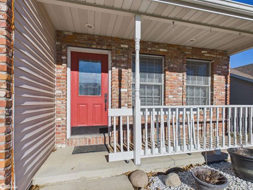 31 Cambridge Ct, Ottumwa, IA, 52501-3763 | Card Image