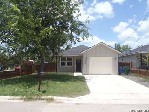 964 Allende St, Seguin, TX, 78155-2546 | Card Image