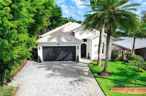 1139 Michigan Ave, NAPLES, FL, 34103-3891 | Card Image