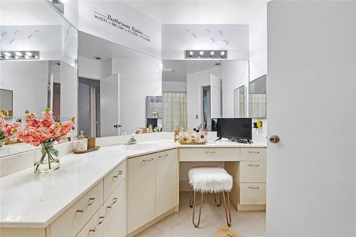 apt-313-4101 Coral Tree Cir, Coconut Creek, FL, 33073-4414 | Card Image