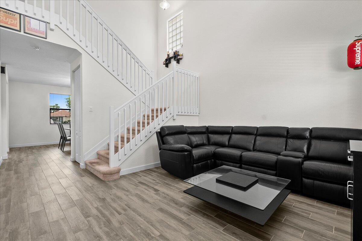 Residential Lease in Greenacres 3