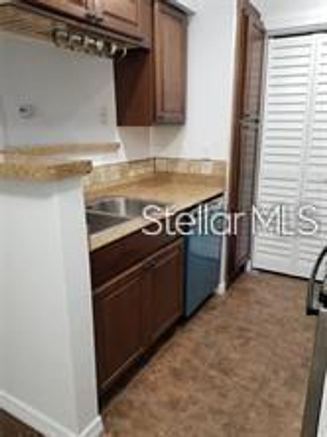 UNIT-105 - 238 Afton Sq, Condo with 1 bedrooms, 1 bathrooms and null parking in ALTAMONTE SPRINGS FL | Image 5