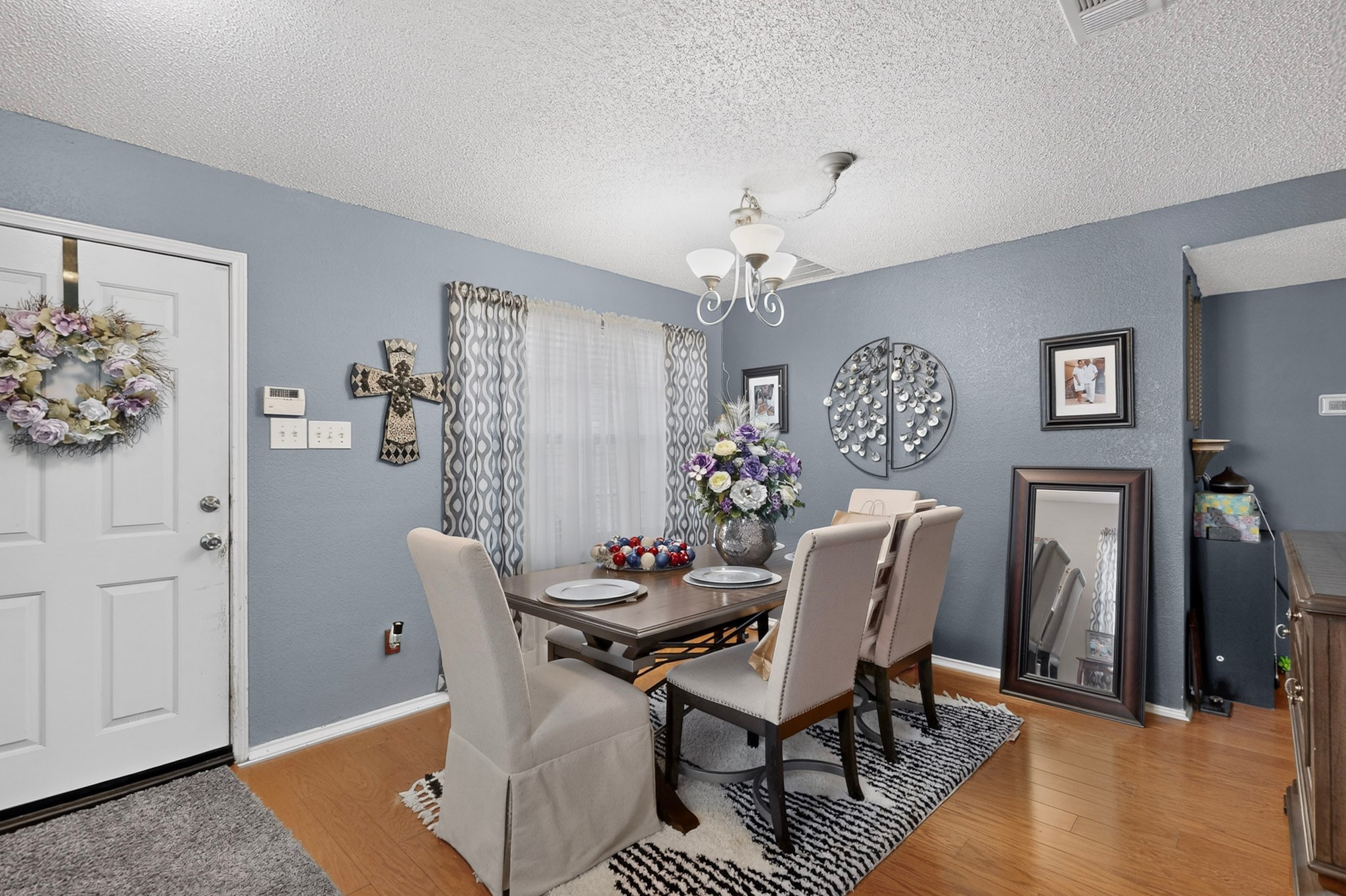 Residential in Hutchins 4