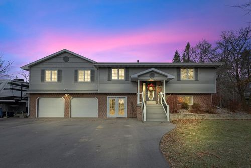 1384 Harbor Lights Road, SUAMICO, WI, 54173 | Card Image