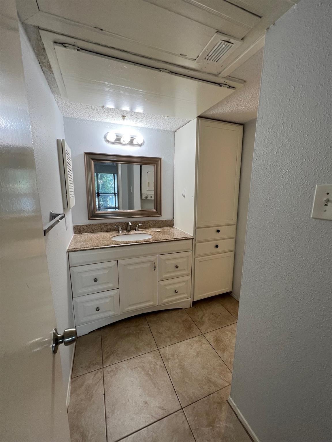 Residential Lease in Houston 5