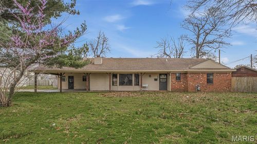 104 S Everett Street, Kennett, MO, 63857 | Card Image