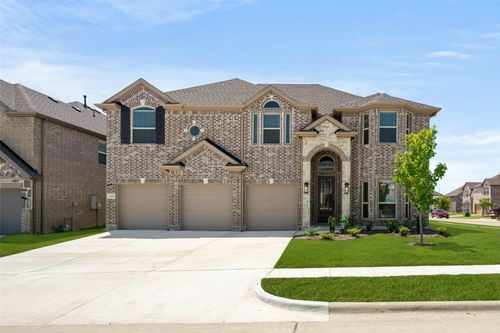 210 Tradd St, Glenn Heights, TX, 75154-5621 | Card Image
