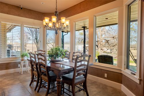 11918 Riek Rd, Krum, TX, 76249-4071 | Card Image