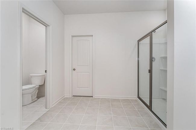 5906 Crossview Dr, House other with 3 bedrooms, 3 bathrooms and null parking in Kernersville NC | Image 15