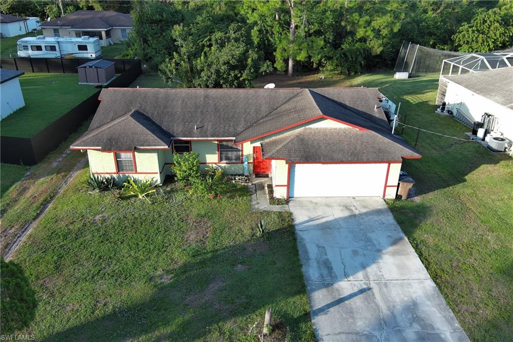 Residential in LEHIGH ACRES 4
