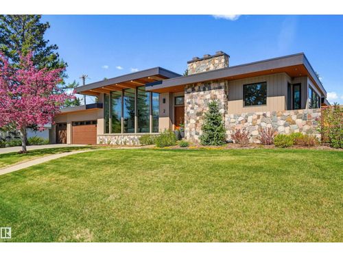 2 Valleyview Cres Nw, Edmonton, AB, T5R5S4 | Card Image