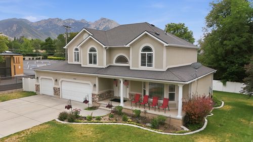 2208 E Fisher Ln, Millcreek, UT, 84109-1923 | Card Image