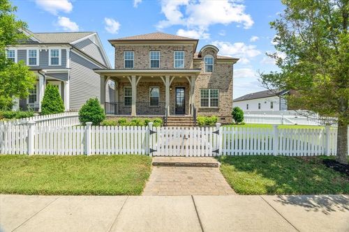 1548 Drakes Creek Rd, Hendersonville, TN, 37075-8637 | Card Image