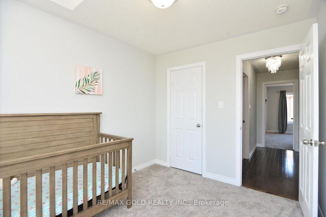 22 Cloudburst Rd, House attached with 3 bedrooms, 3 bathrooms and 2 parking in Brampton ON | Image 14
