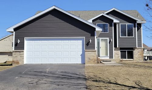 7776 Large Ave Ne, Albertville, MN, 55301-4500 | Card Image