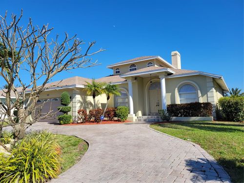 606 N Point Dr, HOLMES BEACH, FL, 34217-1232 | Card Image