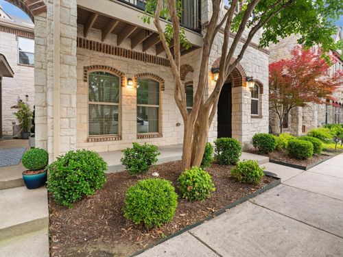 8821 Whitehead St, Mckinney, TX, 75070-2138 | Card Image