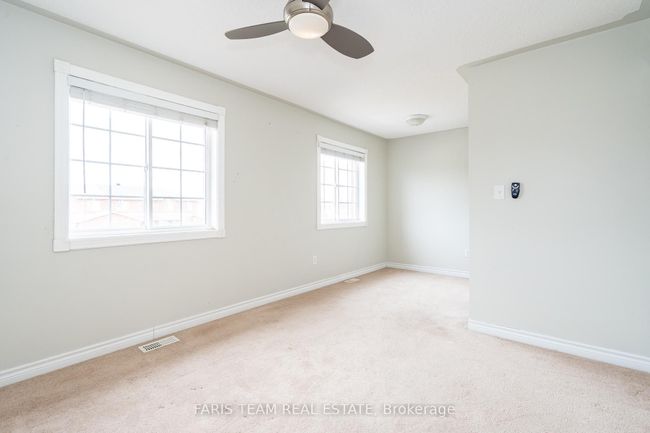 68 Michelle Dr, House attached with 3 bedrooms, 2 bathrooms and 2 parking in Orillia ON | Image 12
