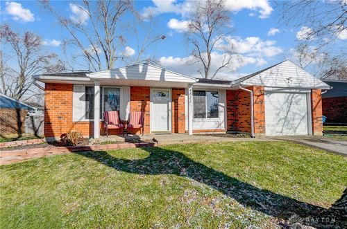 4825 Flagstone Ct, Huber Heights, OH, 45424-1906 | Card Image