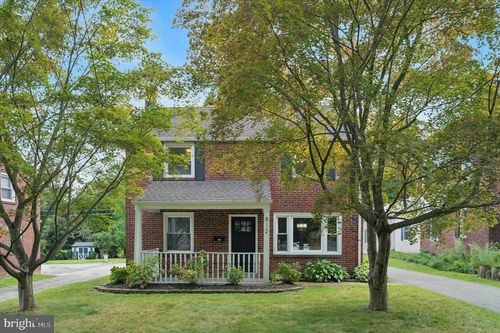 812 E Haverford Rd, BRYN MAWR, PA, 19010-3818 | Card Image
