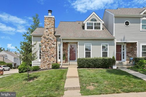 805 Spice Bush, AMBLER, PA, 19002-5080 | Card Image