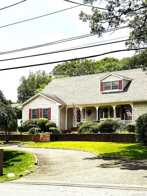 36 Leeds Blvd, Farmingville, NY, 11738-1118 | Card Image