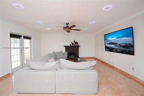 10301 Sw 199th St, Cutler Bay, FL, 33157-8508 | Card Image