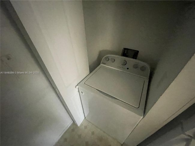 4011 - 4011 Nw 87 Th Ave, Condo with 1 bedrooms, 1 bathrooms and null parking in Sunrise FL | Image 12