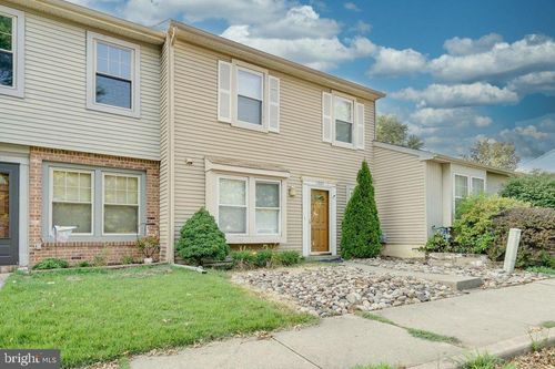 5005 Red Haven Dr, MARLTON, NJ, 08053-1372 | Card Image