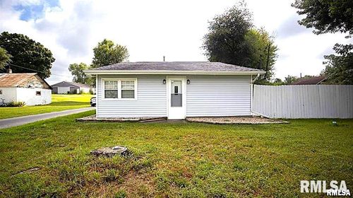 11224 State Route 29, Pekin, IL, 61554-8020 | Card Image