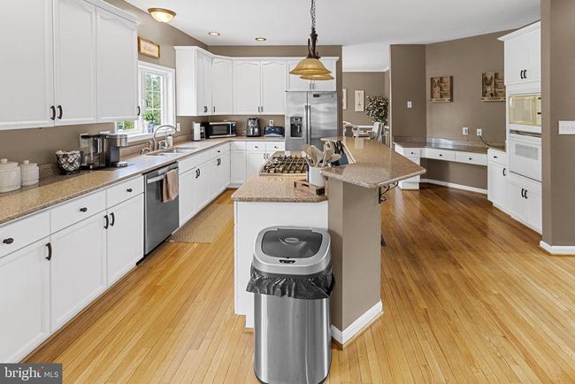 78 Irish Ln, House other with 5 bedrooms, 4 bathrooms and null parking in Martinsburg WV | Image 17