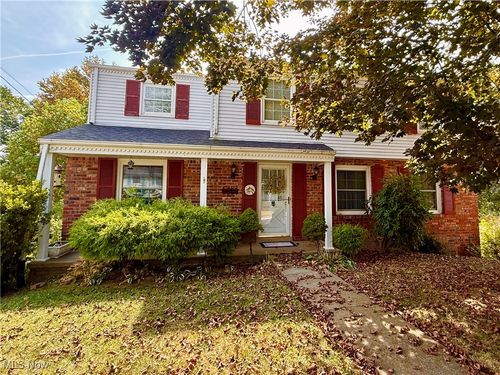 168 Tartan Dr, Follansbee, WV, 26037-1058 | Card Image