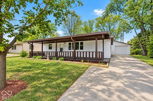 820 E Dunn Ave, Muncie, IN, 47303-2036 | Card Image