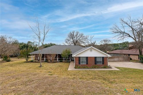 4501 Arrowhead Dr, Temple, TX, 76502-1544 | Card Image