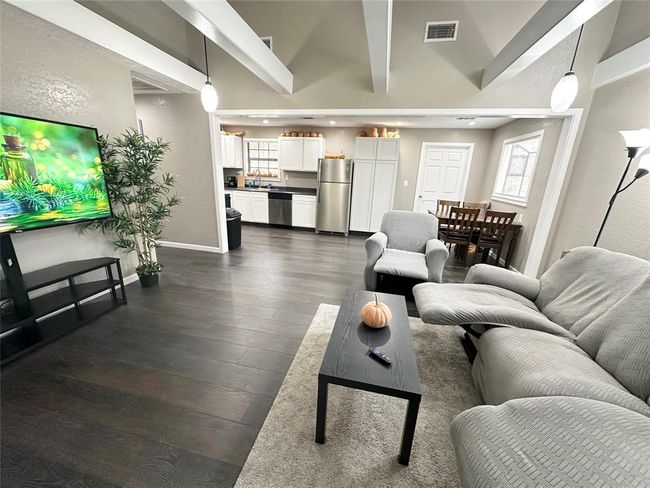 Livingroom | Image 18