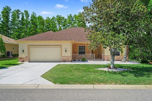 8689 Mississippi Run, Weeki Wachee, FL, 34613-4049 | Card Image