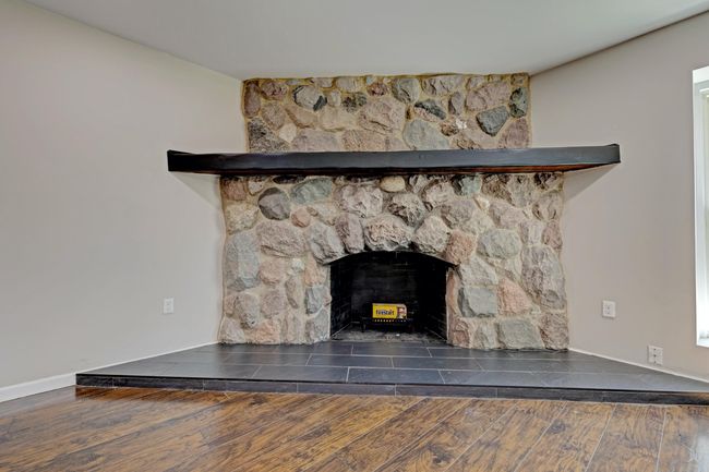 30) Great Room | Image 19