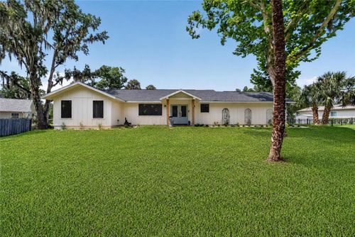 232 Se Kings Bay Dr, CRYSTAL RIVER, FL, 34429-4715 | Card Image