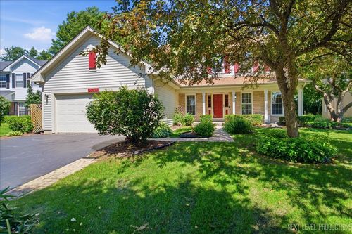2755 Bluewater Cir, Naperville, IL, 60564-4384 | Card Image