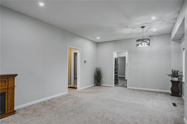 868 Blennerhassett Hts, House other with 3 bedrooms, 1 bathrooms and null parking in Washington WV | Image 8