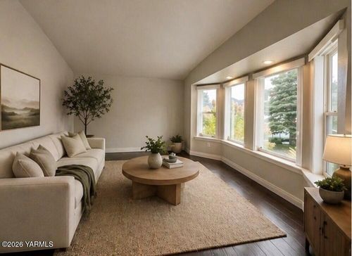 2005 Lakeview Dr, Yakima, WA, 98902-1285 | Card Image