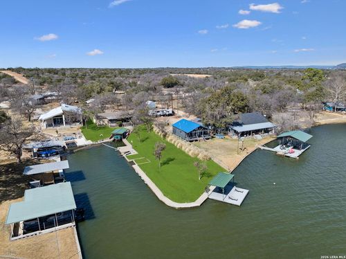 506 Ranch Road 2233, Llano, TX, 78643-9246 | Card Image
