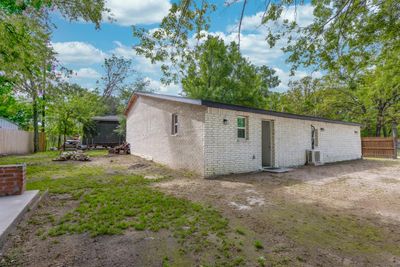 View of rear view of house | Image 3