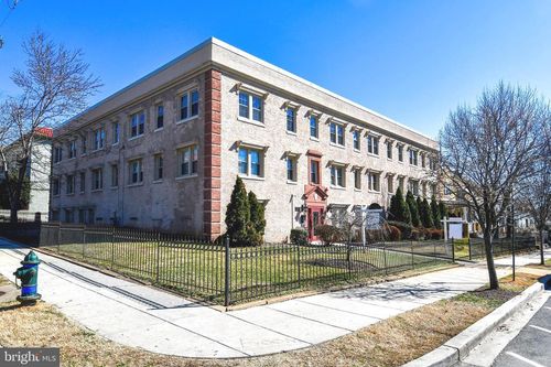 apt-301-2625 3rd St Ne, WASHINGTON, DC, 20002-1056 | Card Image