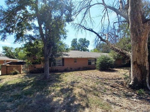 2615 Amherst Dr, Wichita Falls, TX, 76308-5325 | Card Image