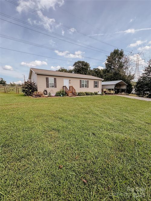 1186 Lynn Ln, Catawba, NC, 28609-8995 | Card Image