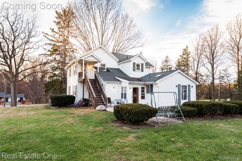 4141 Van Amberg Rd, Brighton, MI, 48114-9283 | Card Image