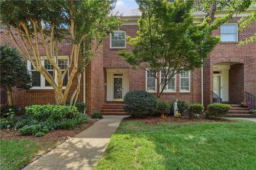 1004 Colonial Ave, Norfolk, VA, 23507-1707 | Card Image