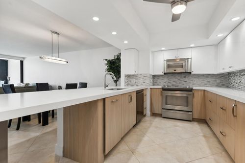 apt-306-4748 S Ocean Blvd, Highland Beach, FL, 33487-5368 | Card Image